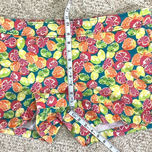 JUNIPER+LIME Citrus Print Denim Shorts 121 - Picture 7 of 9
